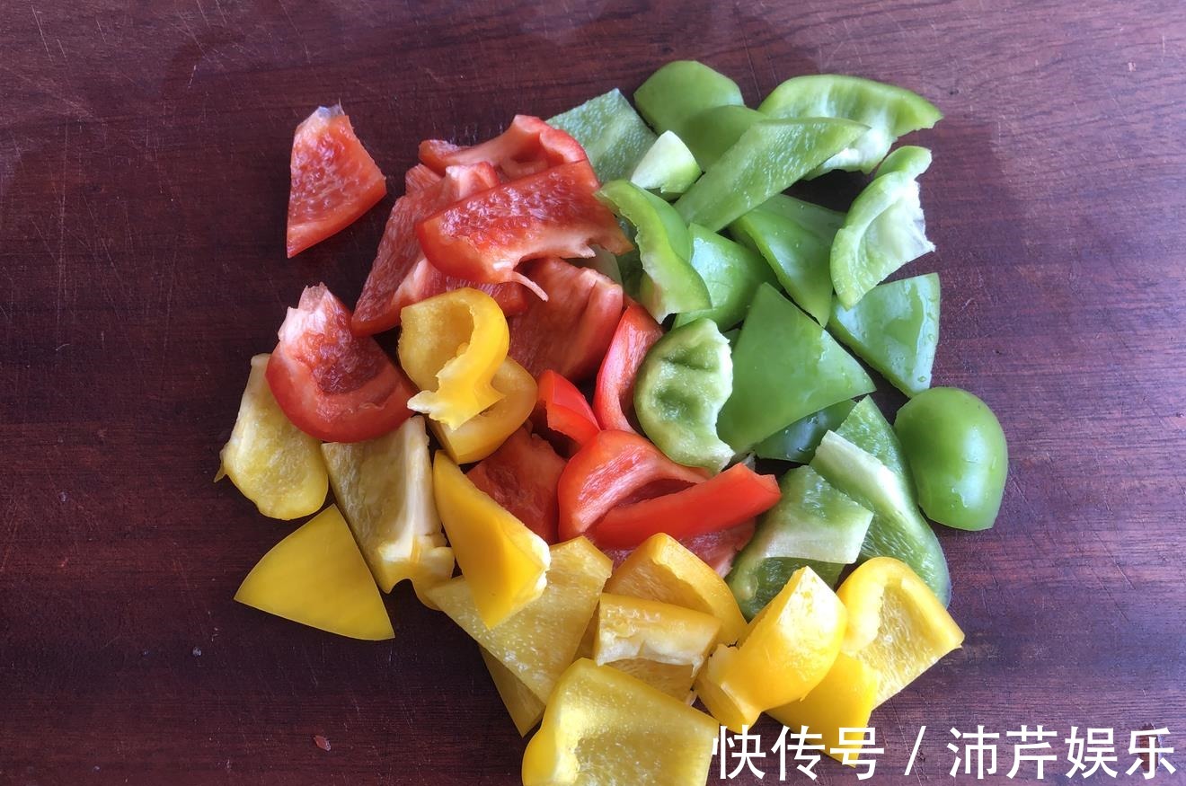 叶酸|“天然叶酸”终被找到,女人隔三差五吃一次,气血充足气色好