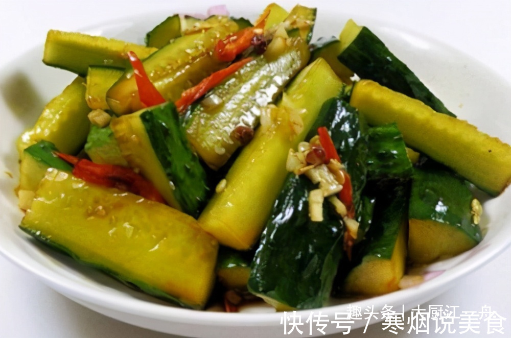 腌黄瓜,很多人第一步就错了,教你饭店秘制做法,一次10斤不够吃