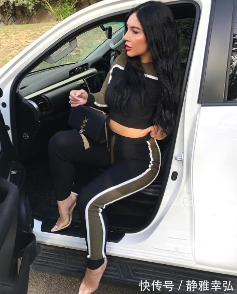 性感|她是132斤的大码模特,妖艳身材,让无数男人拜倒在她的包臀裙下