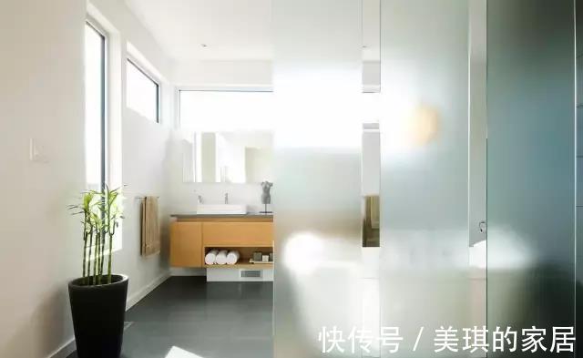 收纳|户型小，卫生间怎么设计都不好看，那是因为你还没遇到我！