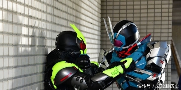 冬季|《假面骑士》01冬季剧场版,飞电社长成AR零一,怪不得伊兹不在或人身边