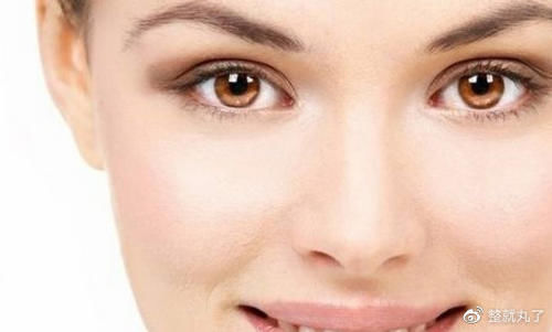 去眼袋术后多久能恢复？多久能消肿？