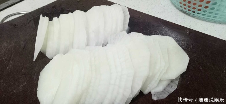 清热|油脂最怕这菜,一斤1块5,隔三差五吃清热润肺,开胃又解腻!