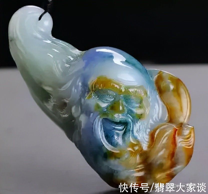 玉雕师@巧色、俏色、分色，看翡翠玉雕师谁更懂“色”