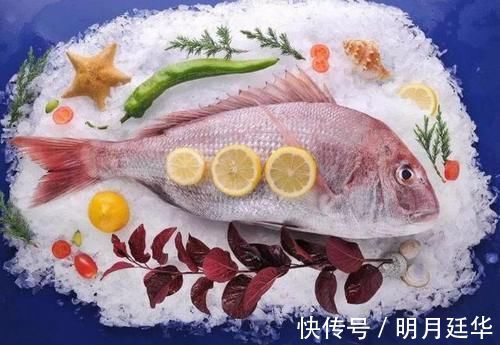 女性朋友|女人过了50岁,这2种食物要舍得吃,或能帮你预防骨质疏松