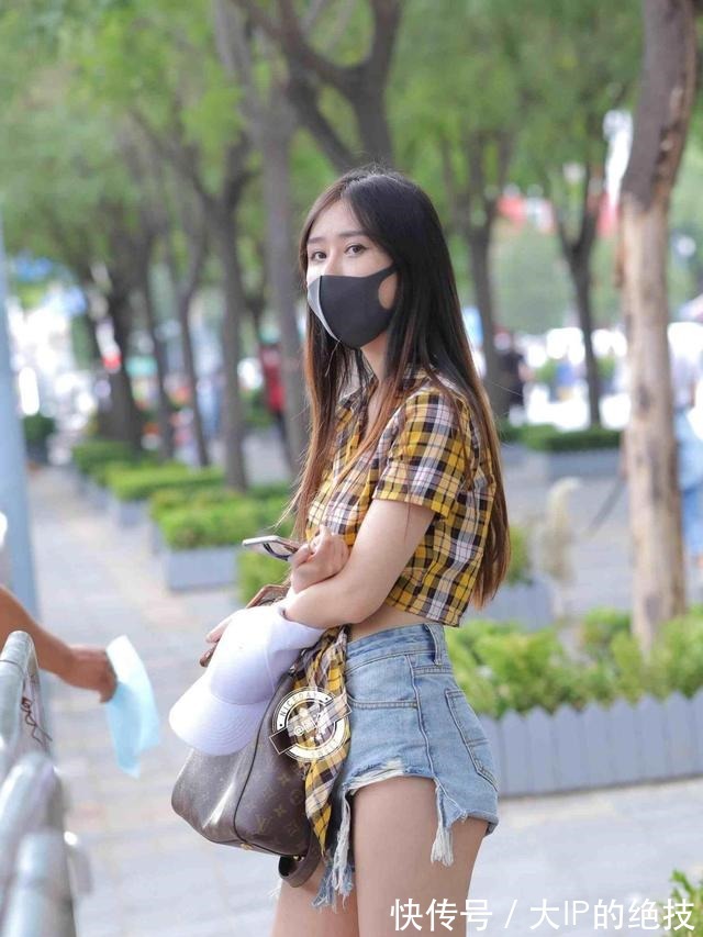 瑜伽裤 时尚精致的瑜伽裤穿搭衬托优美的线条,优雅舒适全都有,热情洋溢!