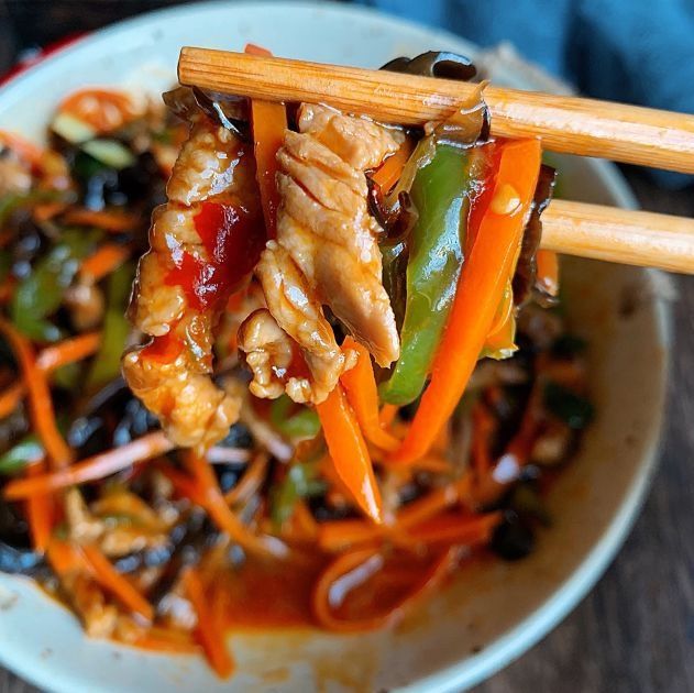 炒肉时,不能加3样调料,很多人爱加,难怪总粘锅,还没“肉味”