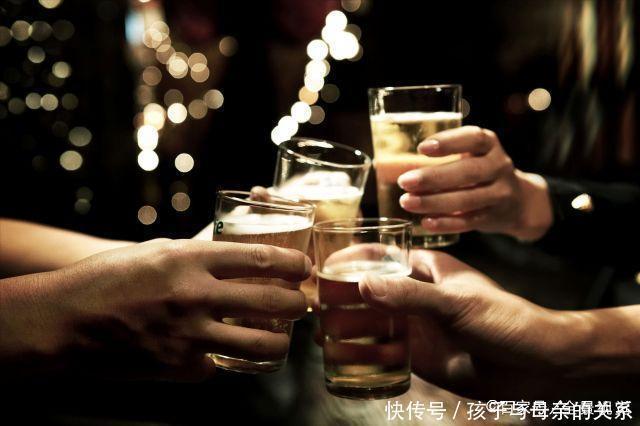 吕树铮|50岁内科专家吕树铮忠告:降血脂并不难,记住2件事,助血脂稳降