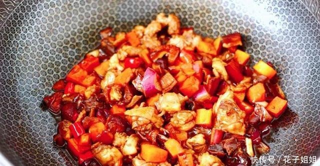 3道电饭煲版懒人焖饭，饭菜一锅出，满嘴喷香，美味省心~！