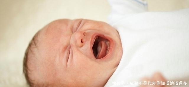 父母|婴儿期有这些表现的宝宝，将来一定很智商高，看看你家的孩子有吗