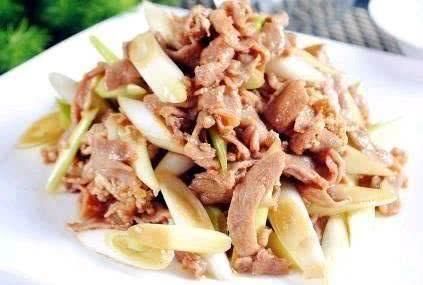 美食推荐：葱爆羊肉：，蒜蓉茄条，红烧千页豆腐，肉末蒸豆腐的做法