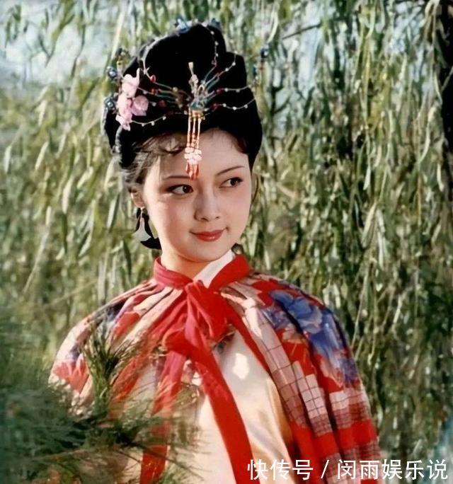 薛宝钗!薛宝钗最后嫁给又老又丑的贾雨村,是为了钱,你看贾雨村说了啥