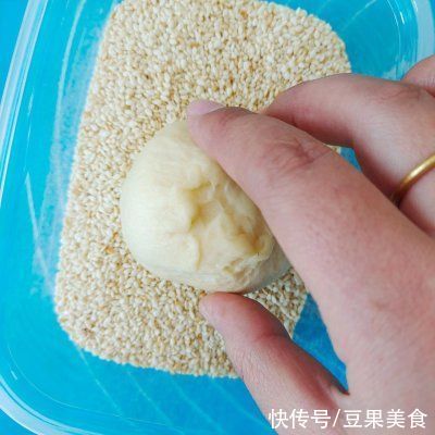 百吃不腻的松软无比的汉堡胚，夹什么都好吃。教程