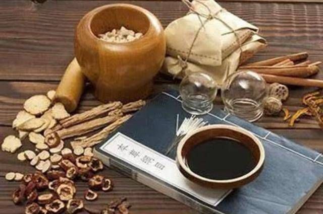  医术|红楼梦里的3个医生，1个医术精湛1个是客串，另1个是庸医