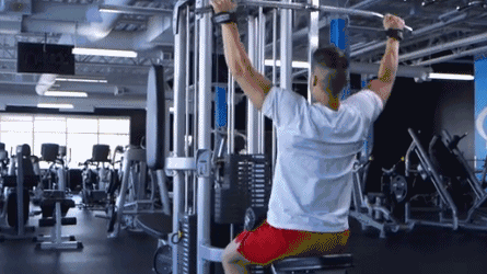 杠铃|想要提升练背效果，重点训练这3个动作，让你的背部肌肉更宽更厚