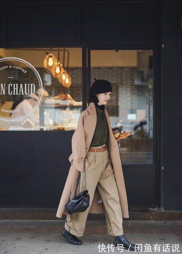 直筒裤 五六十岁女人别穿得太老土,学三木妈妈的“显贵”穿搭,超显气质