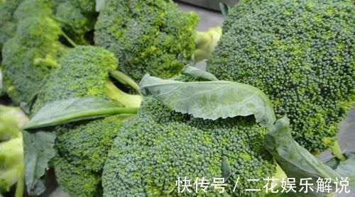 稳定血糖|有糖尿病的人,把它当零食吃,高血糖或会悄悄“溜走”!