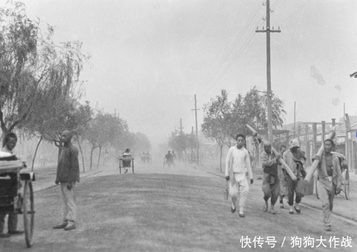 剃头匠|这才是真实的民国:图3是袁世凯的“托”,图6八旗妇女撞脸马云