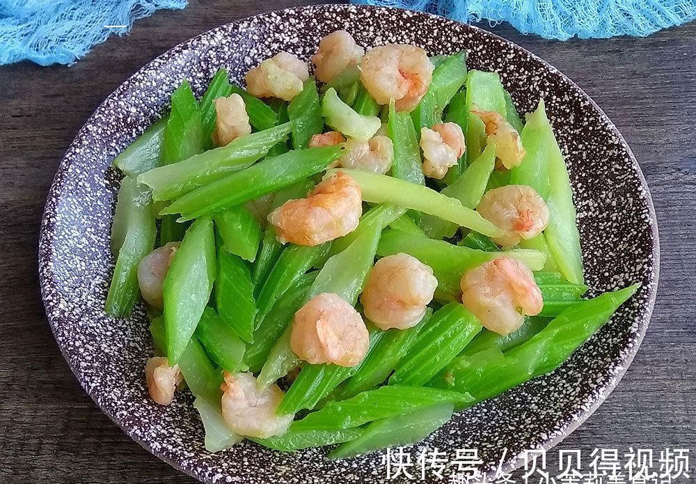 香菇|冬天免疫力低，7种食物要多吃，“叶酸”含量高，男女老幼都受益