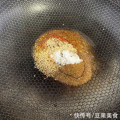孜然粉|冬天喝牙签鸡肉，鲜美又抗寒