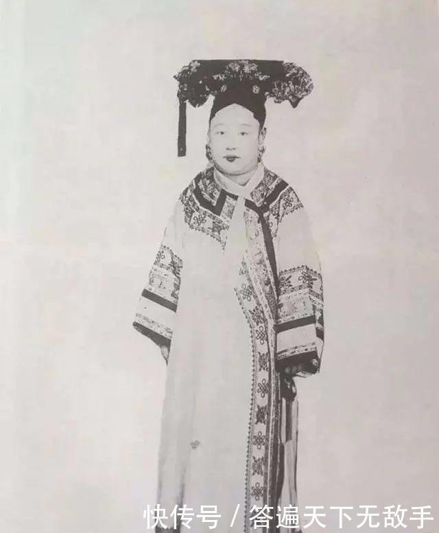 照片|晚清老照片，慈禧十八岁时照片被复原，宫内妃嫔顿时黯然失色