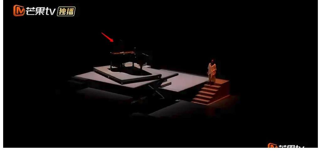 打工人实惨！《哥哥》后期连夜给李云迪打码，粗糙马赛克太醒目