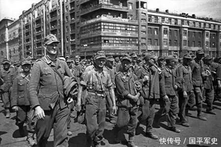 英美|二战时期:德军宁愿向英美盟军投降,也不愿向苏军投降