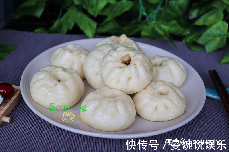 早餐别只会豆浆油条，教你做包子蓬松香软，比豆浆营养，比油条香
