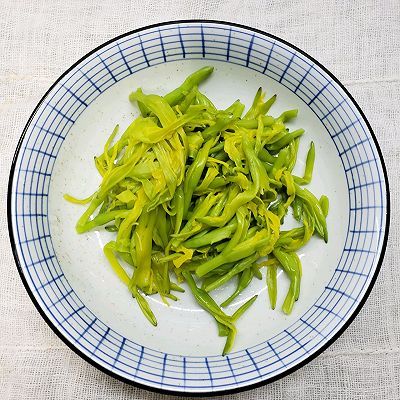 黄花菜|黄花菜炒鸡蛋