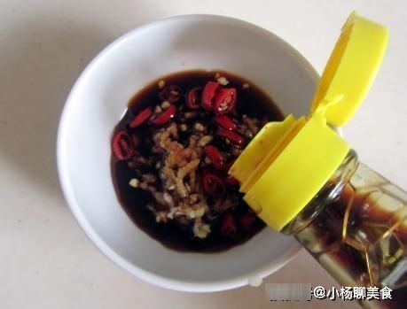 豆角|天太热,我家豆角从不炸,加1个鸡蛋2勺面粉,出锅小孩抢着吃