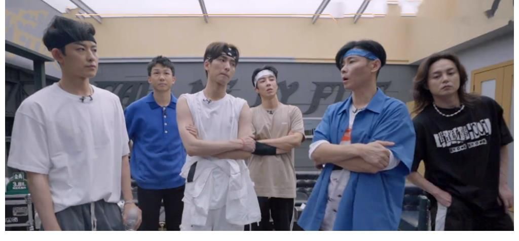 半决赛|《披荆斩棘的哥哥》频繁调整规则，半决赛又有两位选手被复活