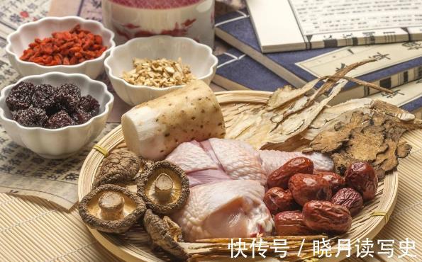 后背|立秋后，要先排湿热，再进补，否则容易瘀堵我们经络，耗伤气血