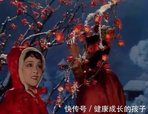 梅翰林！红楼梦：薛宝琴出场很难堪，贾母捧她是为了遮丑！结局难逃薄命司