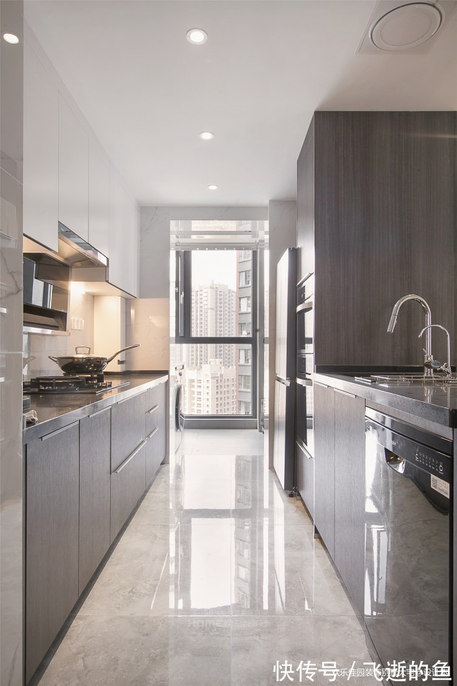 三口之家|170平现代简约,因为简单所以经典