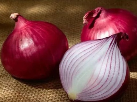 禁忌|让人倒下的不是病，而是无知！吃洋葱的4大禁忌，现在了解还不晚