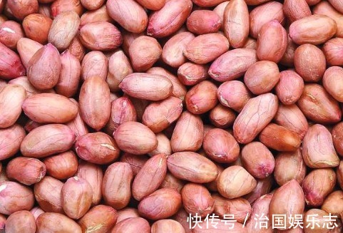 营养物质|晚上睡前吃几颗花生,坚持半月,3大好处“会找上你”,早吃早好