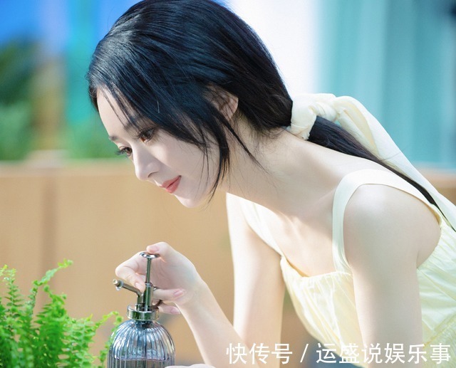 雌性激素|45岁后的女人不要太节俭,常吃三种“零食”,或帮助延缓衰老