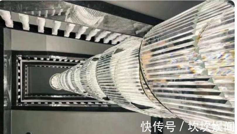 羽坛|奢侈!国羽大满贯林丹别墅曝光,石雕围墙记录生涯辉煌时刻