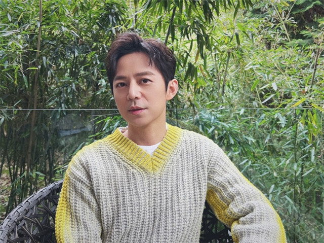 快本停播后主持人近况大不同,何炅谢娜再就业,杜海涛李维嘉停工