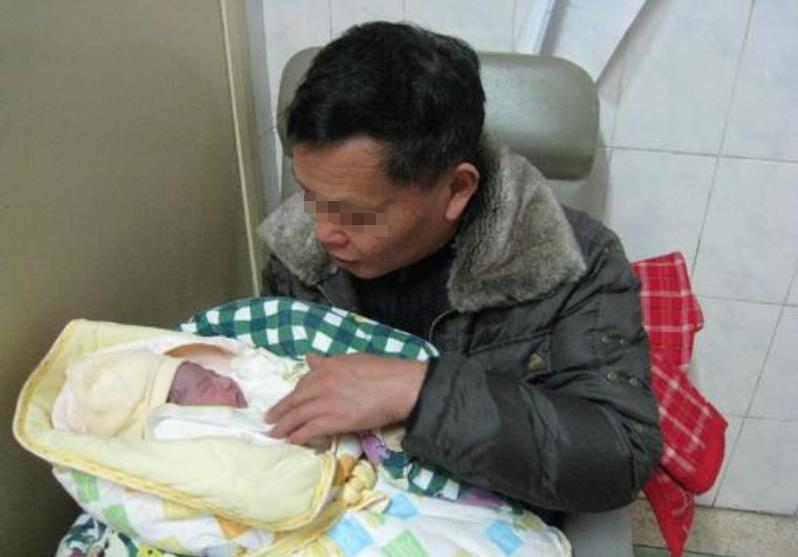 孩子|给孩子起名“王奈”,办出生证时护士打错,妈妈眼前一亮:不改了