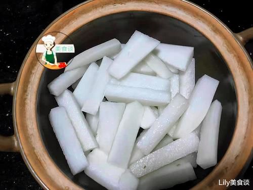  流口水|冬天，白萝卜和它是绝配，焖一锅鲜美到流口水，冷天吃暖身不怕冷