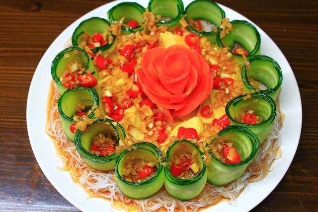 2021年夜饭凉菜清单，8道菜有荤有素，学会了给家人露一手