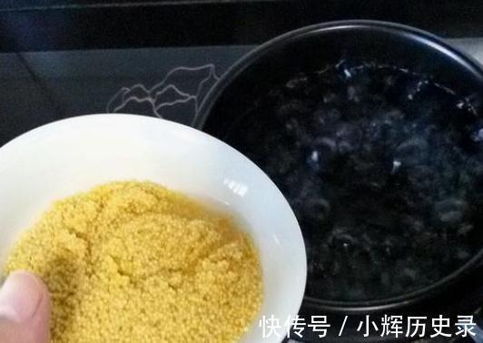 营养物质|煮小米粥,最忌直接下锅,厨师长分享3个技巧,出锅粥香浓又黏稠