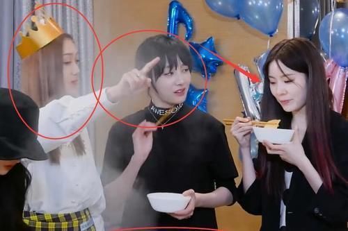 自律|难怪说自律的人没朋友,硬糖少女围着吃火锅,有谁留意到陈卓璇