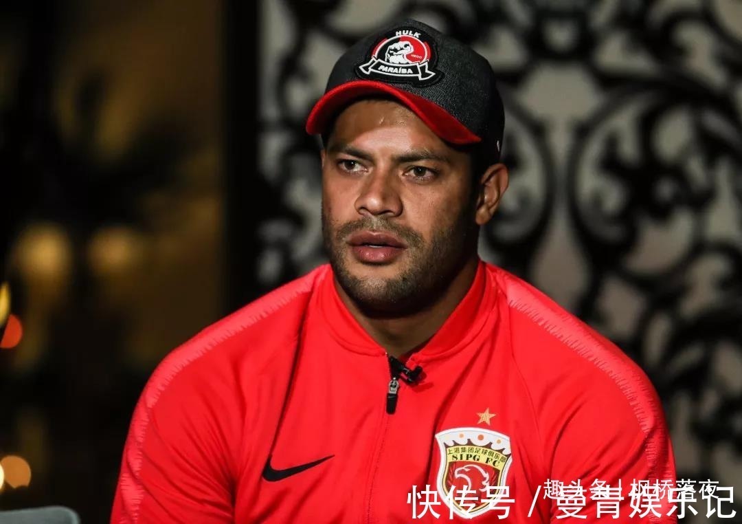 国足|国足胡尔克诞生!32岁锋霸主动求变激活武磊,早该这么踢了!