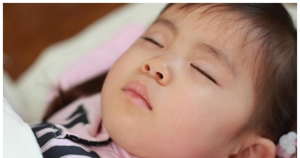 小丽|世卫组织呼吁停止食用,比味精还伤身体,提醒父母:尽早撤下餐桌