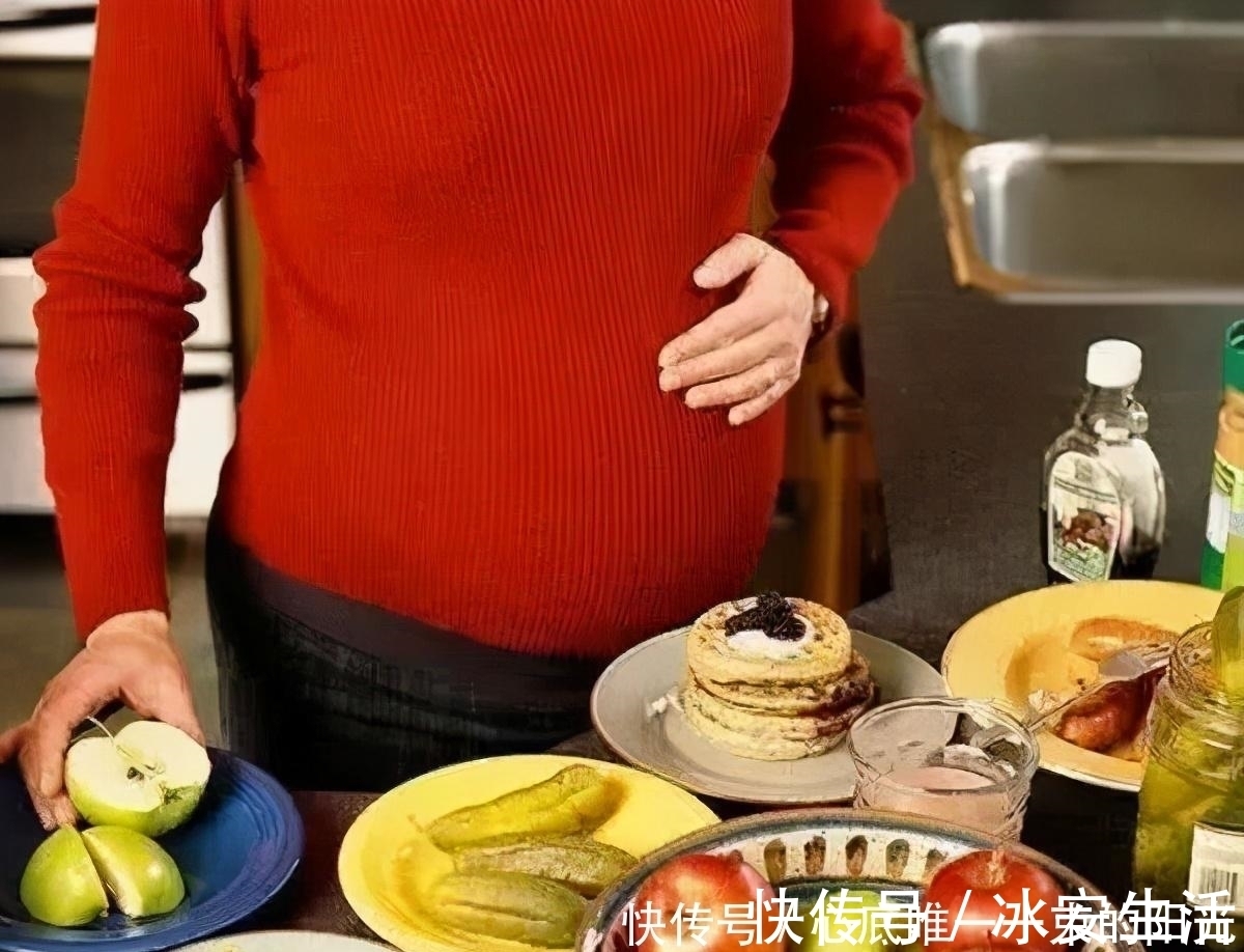 懒人饭|97年准宝妈孕妇餐火了,无人照顾自己做懒人饭,网友:看着心疼