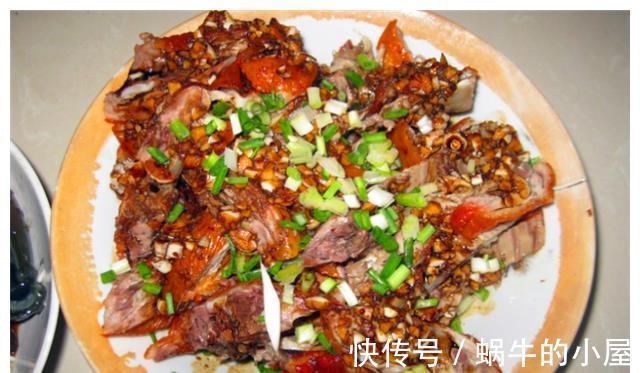 妈妈|妈妈请媒人来家谈事,我特意下厨做一桌菜,饭后要给我介绍好婆家