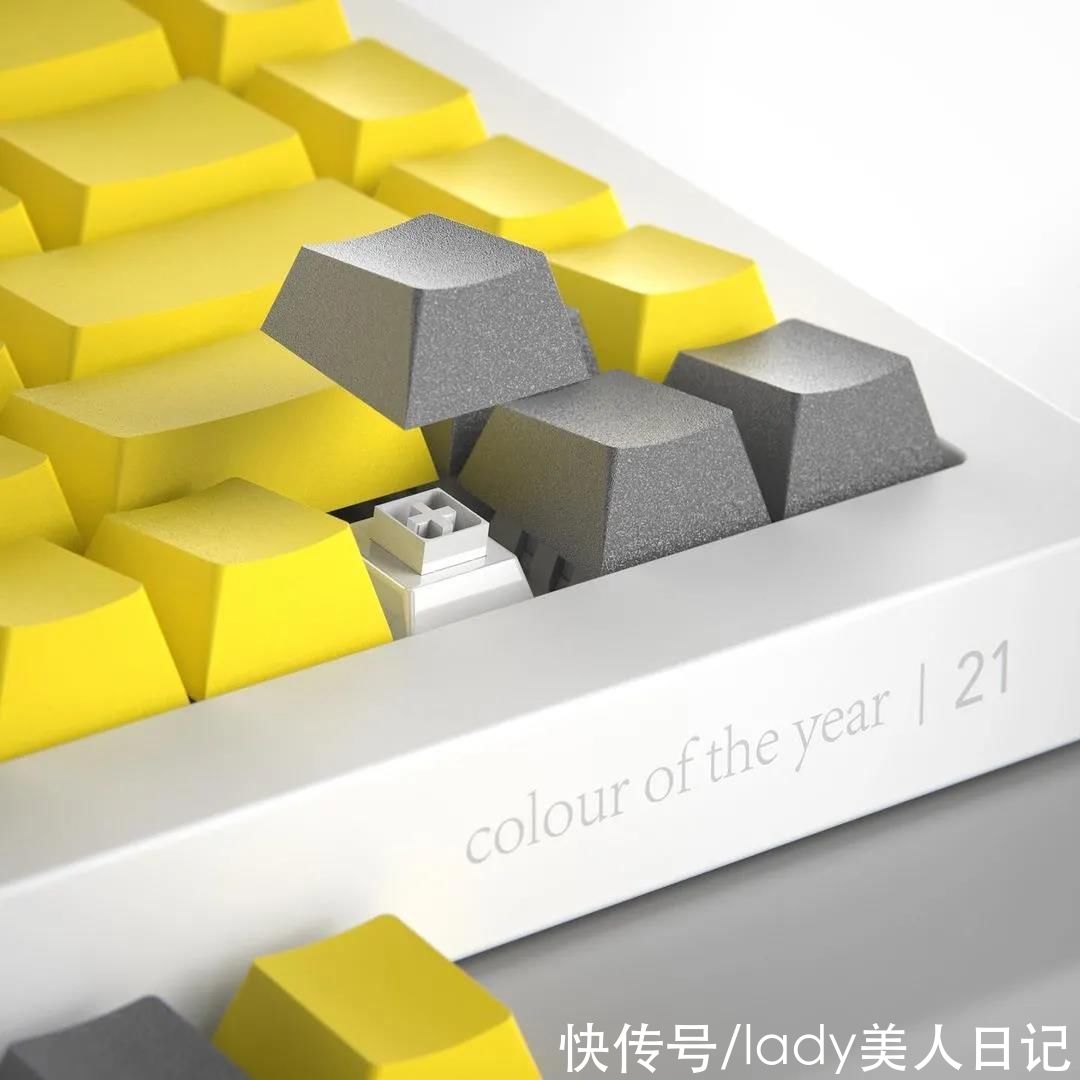 如何在2021年驾驭出高级好气“色”