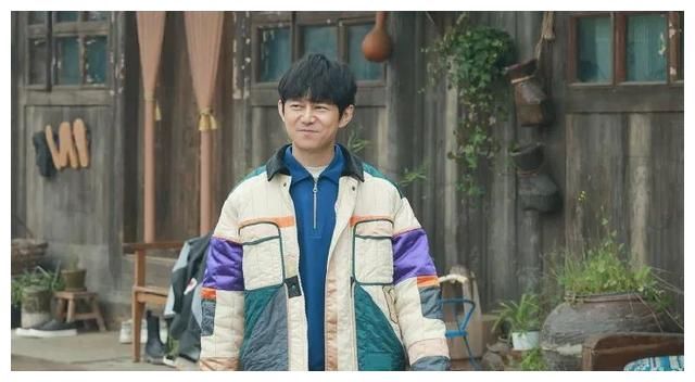 张子枫|《向往的生活》：彭昱畅对杨紫“因爱生恨”，亲手放出的瓜真甜